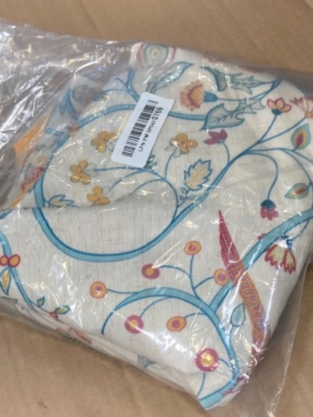 French Country Tablecloth Linen Polyester Blend 67”Round - MAGNOLIA
